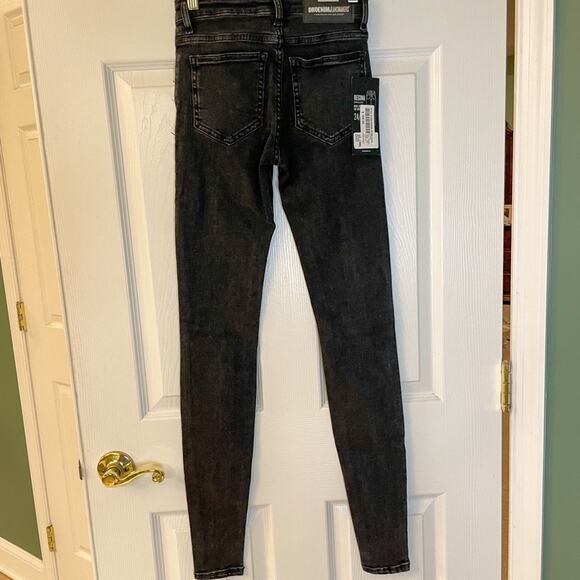NEW! Dr. Denim Regina Black Distressed Skinny Jean, NWT, Size 24, MSRP $105 - Picture 5 of 13